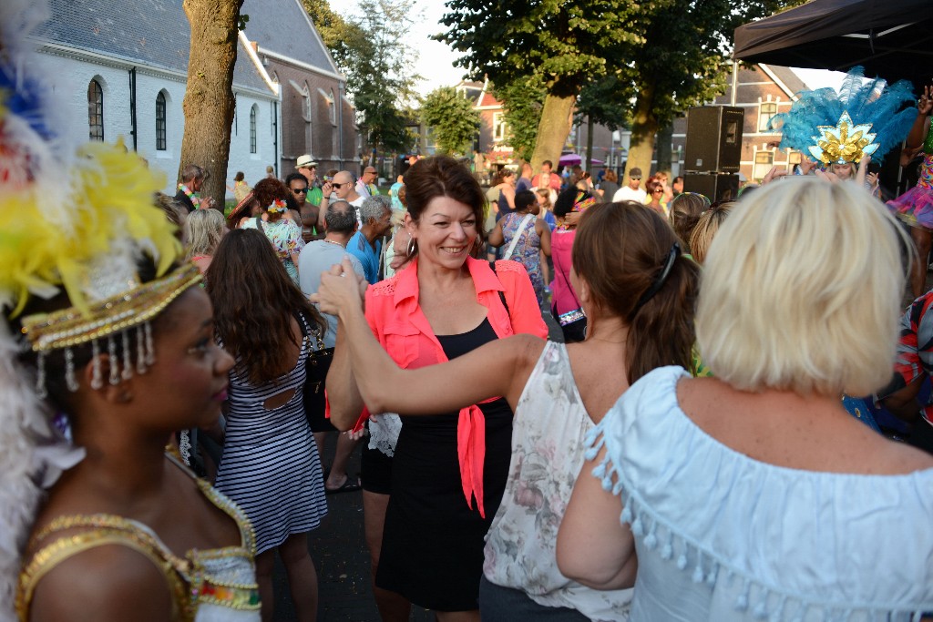 ../Images/Zomercarnaval Noordwijkerhout 2016 397.jpg